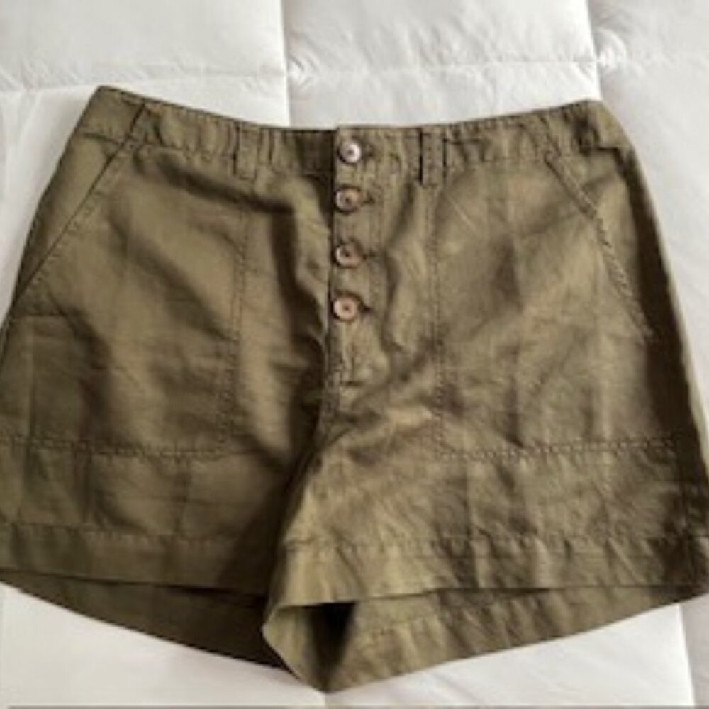 Loft: Paperbag Shorts . Olive Green. Size M.
